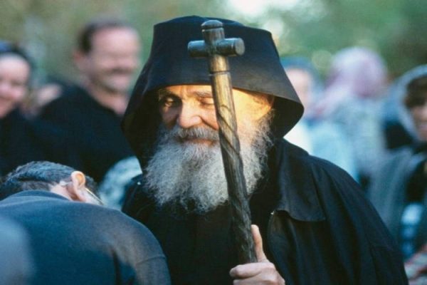 Γέροντας Εφραίμ Φιλοθεΐτης: Έτσι ανακαλύπτεις τον Χριστό...