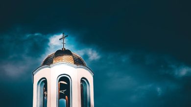 Μην αποβλέπεις στον έπαινο